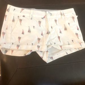 SO sailboat shorts